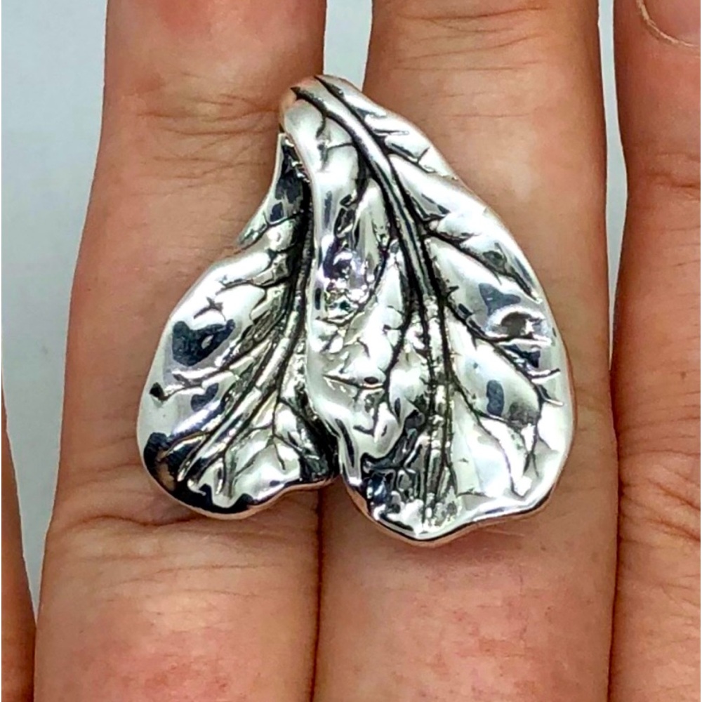 .925 Sterling Silver Leaves Pendant